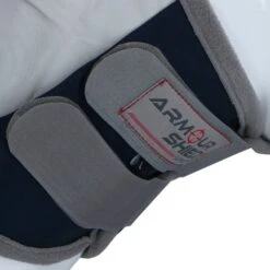 LeMieux Fliegenmaske Amour Shield Pro Mit Ohren Navy XL -Waldhausen Verkäufe 2024 agradi 44719632 4.9e6bdc