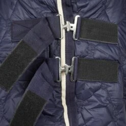 PS Of Sweden Stalldecke Signature Navy 135/185 -Waldhausen Verkäufe 2024 agradi 45068789 2.d7f7c9