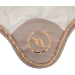 Back On Track Fliegenhaube Haze Hell Beige -Waldhausen Verkäufe 2024 bot 2415hazecollectionbonnetcream03web 1000x.26dbf4