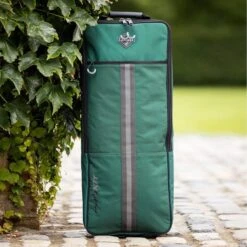 LeMieux Trensentasche Black/Red -Waldhausen Verkäufe 2024 it03470 lifestyle bridlebag spruce 1 1.71d10d